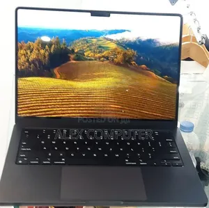 New Apple MacBook Pro 2023 M3 Pro 16-Inch 18GB Apple M3 SSD 512GB