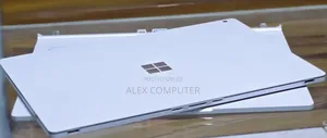New Laptop Microsoft Surface Book 2 8GB Intel Core I5 SSD 256GB