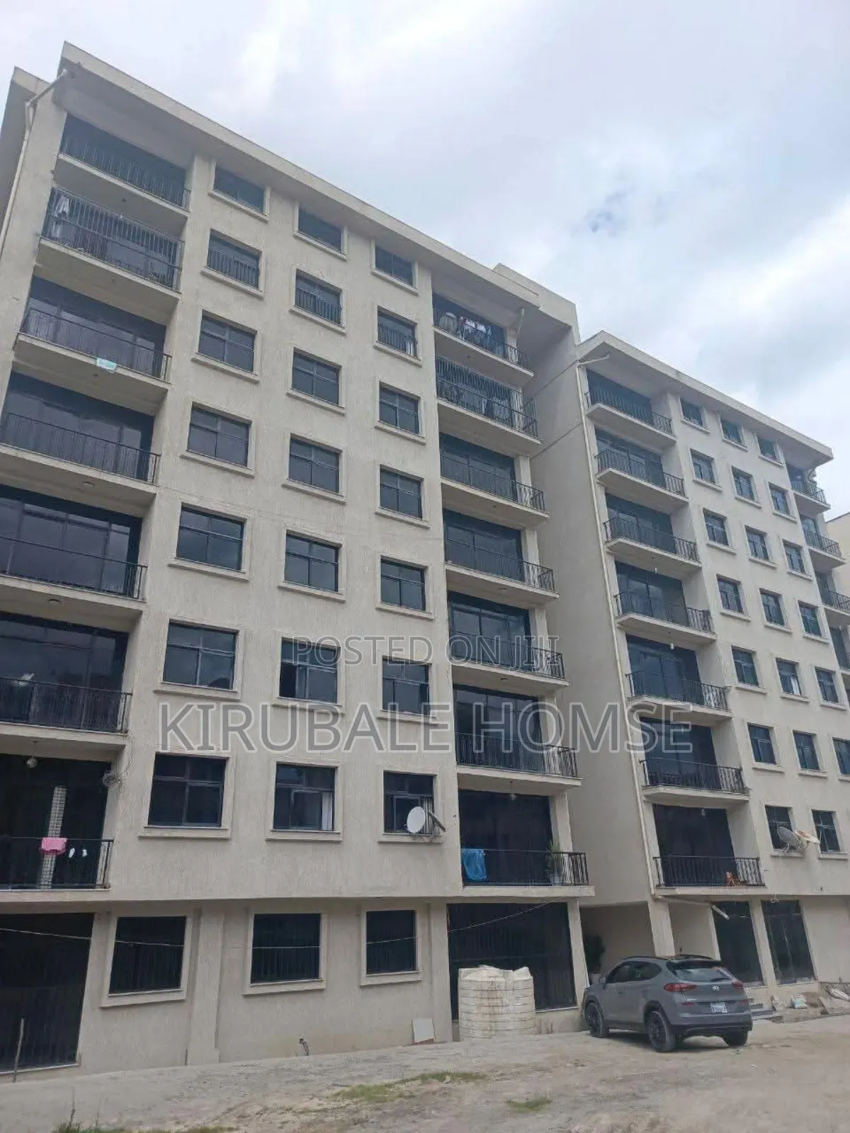 4bdrm Apartment in Bole for sale