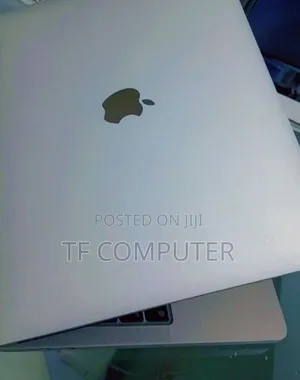New Laptop Apple MacBook Pro 2020 M1 16GB Apple M1 Pro SSD 256GB