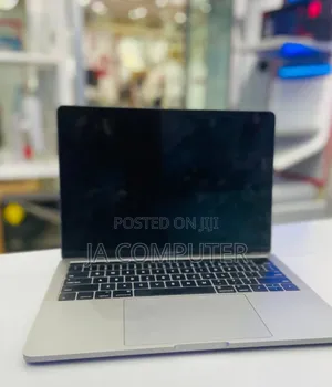 New Laptop Apple MacBook Pro 2015 16GB Intel Core I7 SSD 512GB