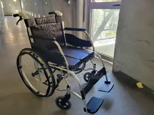 Popo Wheelchair More Spacious That Gives Comfort the Patient
