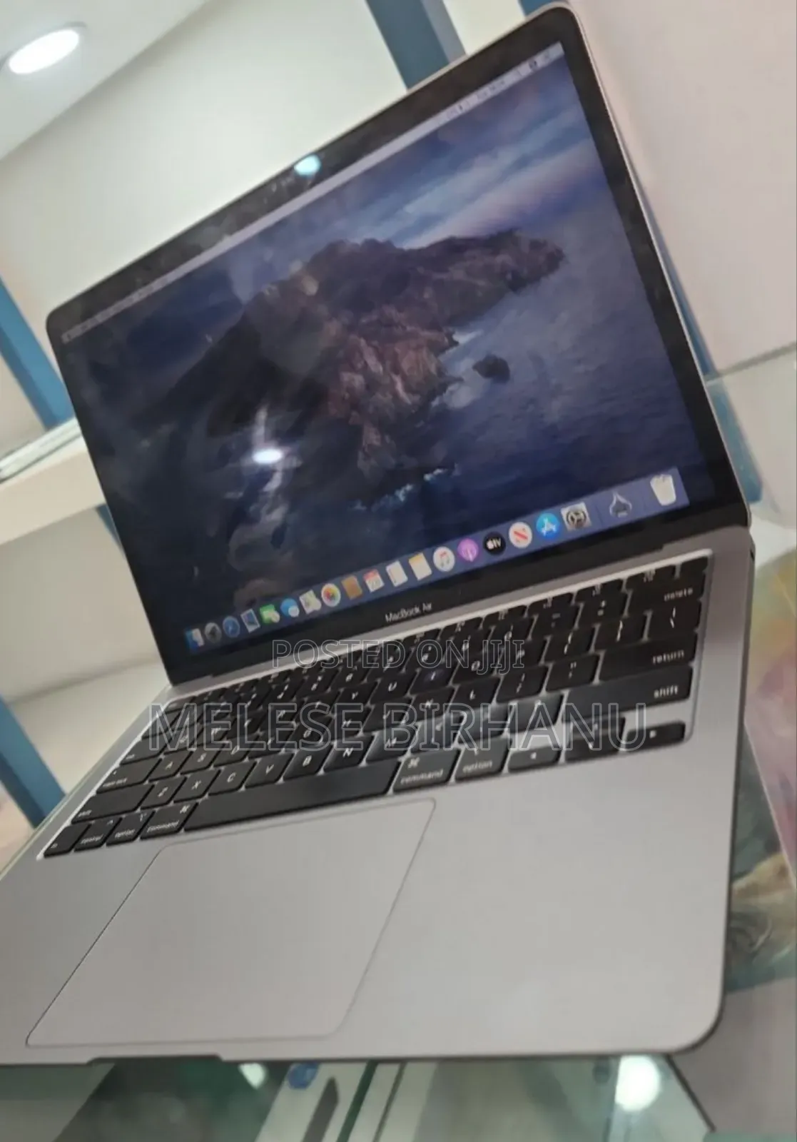 New Laptop Apple MacBook Air 2020 16GB Intel Core I7 SSD 512GB