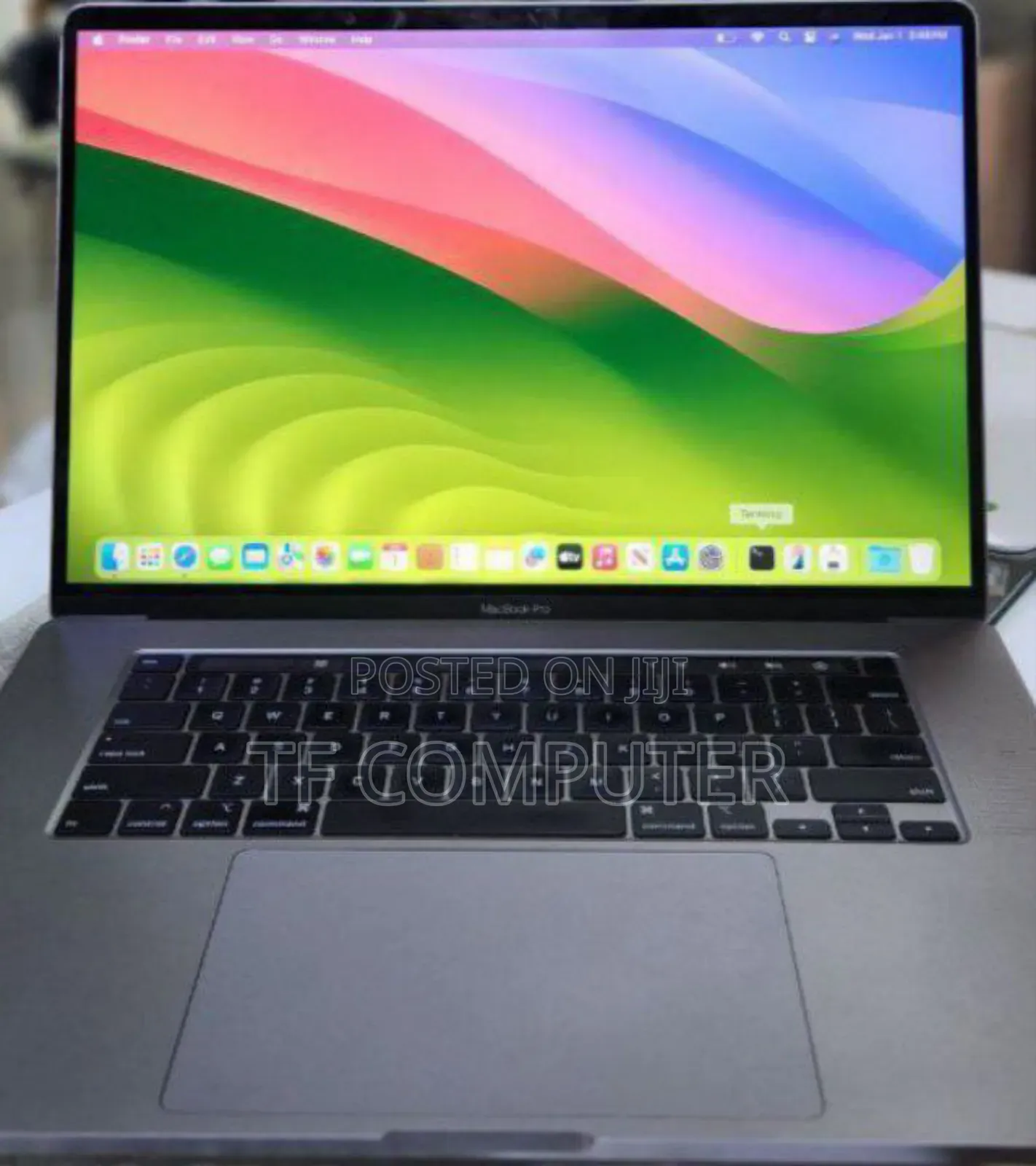 New Laptop Apple MacBook Pro 2019 16GB Intel Core I7 SSD 512GB