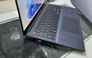 New Laptop Asus VivoBook 15 X505BA 16GB Intel Core i7 SSD 512GB
