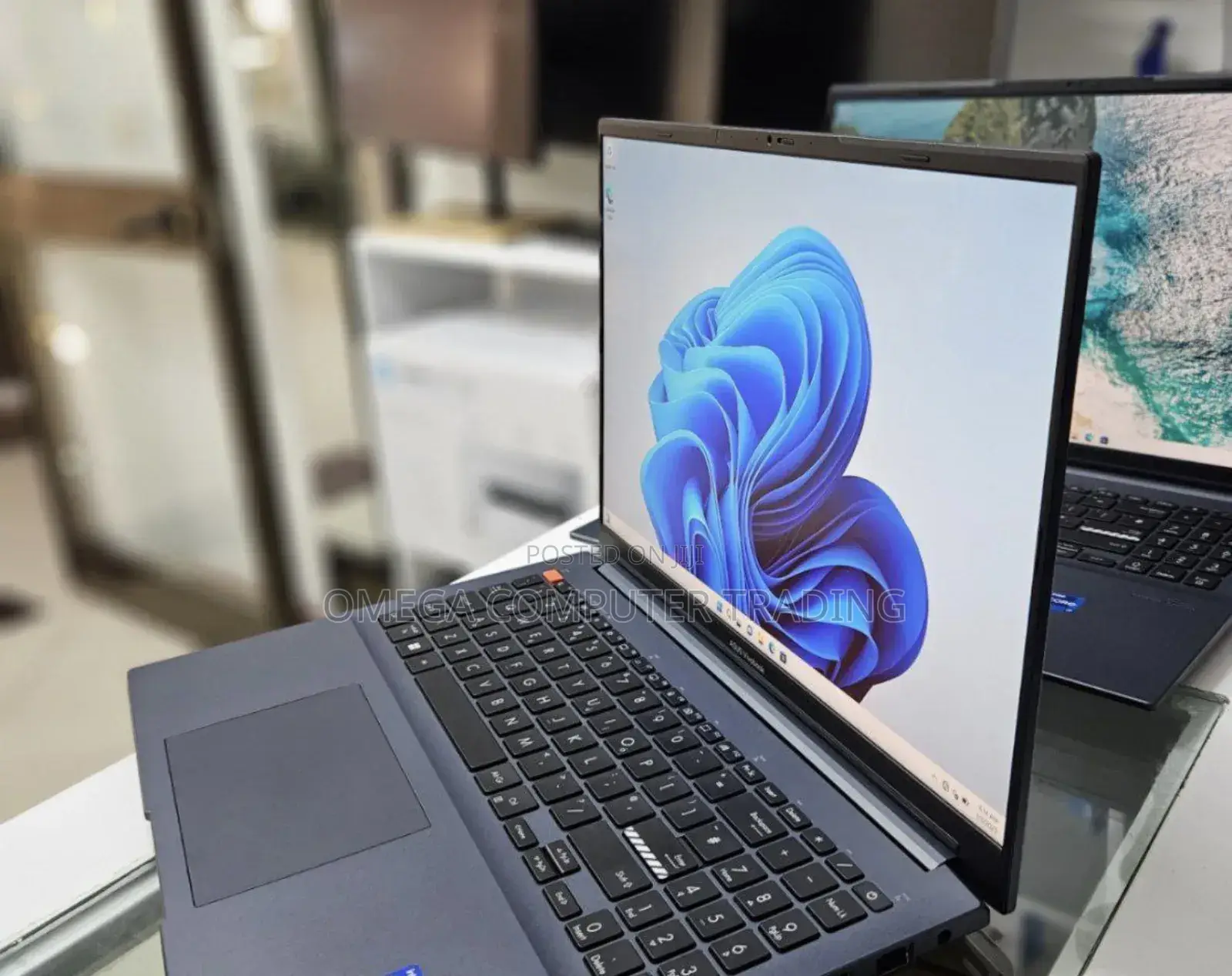 New Laptop Asus VivoBook 15 X505BA 16GB Intel Core i7 SSD 512GB