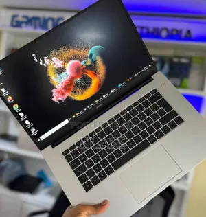 New Laptop Huawei Matebook D 15 8GB Intel Core I3 SSD 256GB