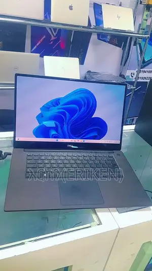 New Laptop Dell XPS 15 16GB Intel Core I9 SSD 512GB