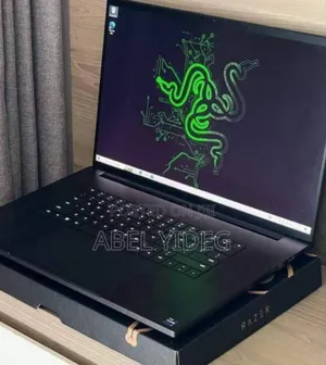 New Laptop Razer Blade 32GB Intel Core I7 SSD 1T