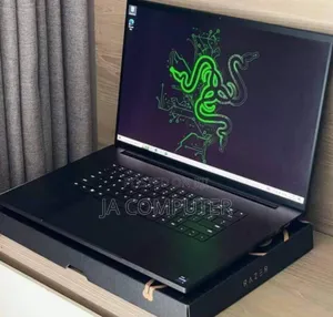 New Laptop Razer Blade 32GB Intel Core I7 SSD 1T