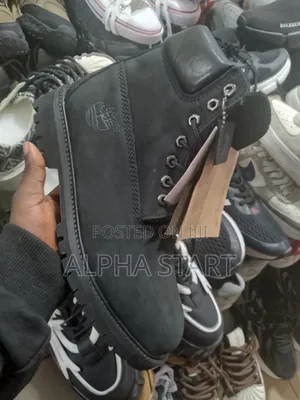 Timberland Black Color High Quality Boost for You