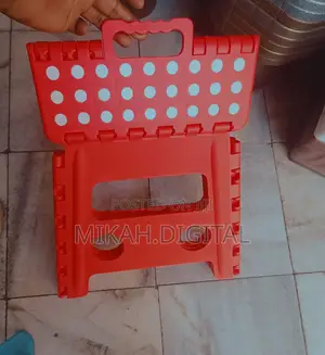 Mini Portable Folding Plastic Chair