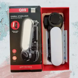 Gimbal Q09: Built-in Fill Light for Better Lighting