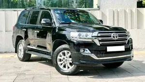 Toyota_lc200_for_rent