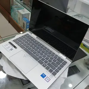 New Laptop HP Envy 14 16GB Intel Core I7 SSD 1T