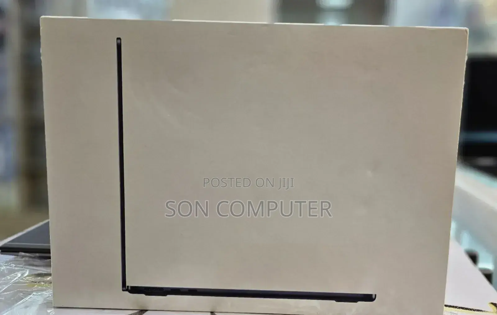 New Laptop Apple MacBook Air 2022 M2 8GB Intel Core I9 SSD 512GB