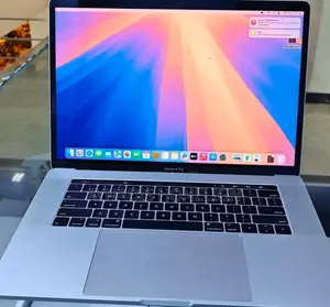 New Laptop Apple MacBook Pro 2019 16GB Intel Core I9 SSD 512GB