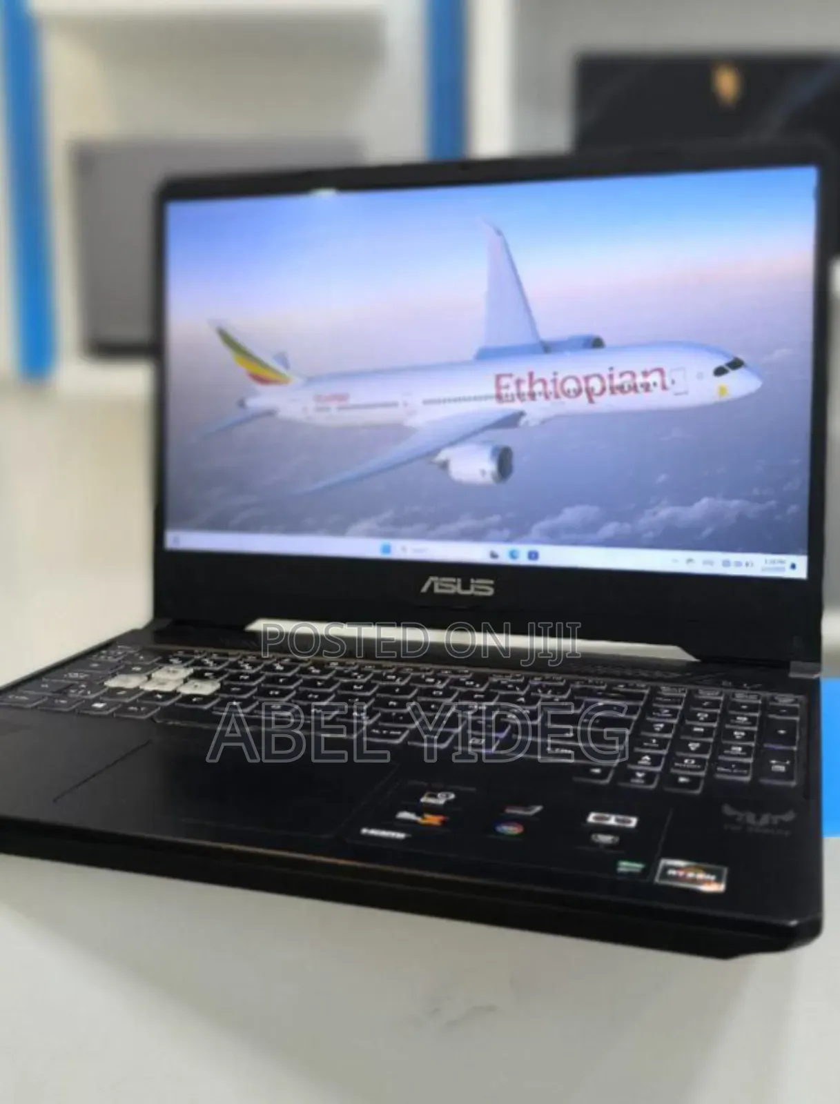 New Laptop Asus 16GB AMD Ryzen 7 SSD 512GB