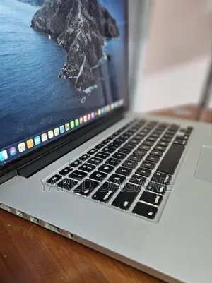New Laptop Apple MacBook Pro 2014 16GB Intel Core I7 SSD 256GB