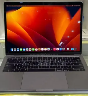New Laptop Apple MacBook Pro 2017 8GB Intel Core I5 SSD 512GB