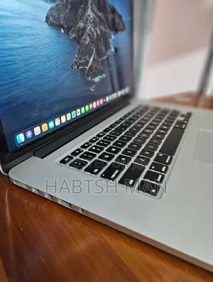 New Laptop Apple MacBook Pro 2014 16GB Intel Core I7 SSD 256GB