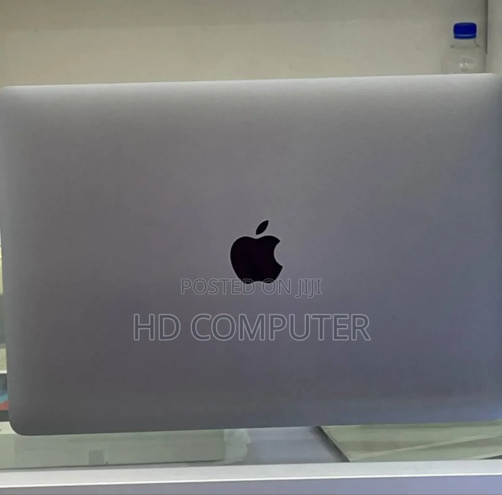 New Laptop Apple MacBook Pro 2017 8GB Intel Core I5 SSD 512GB