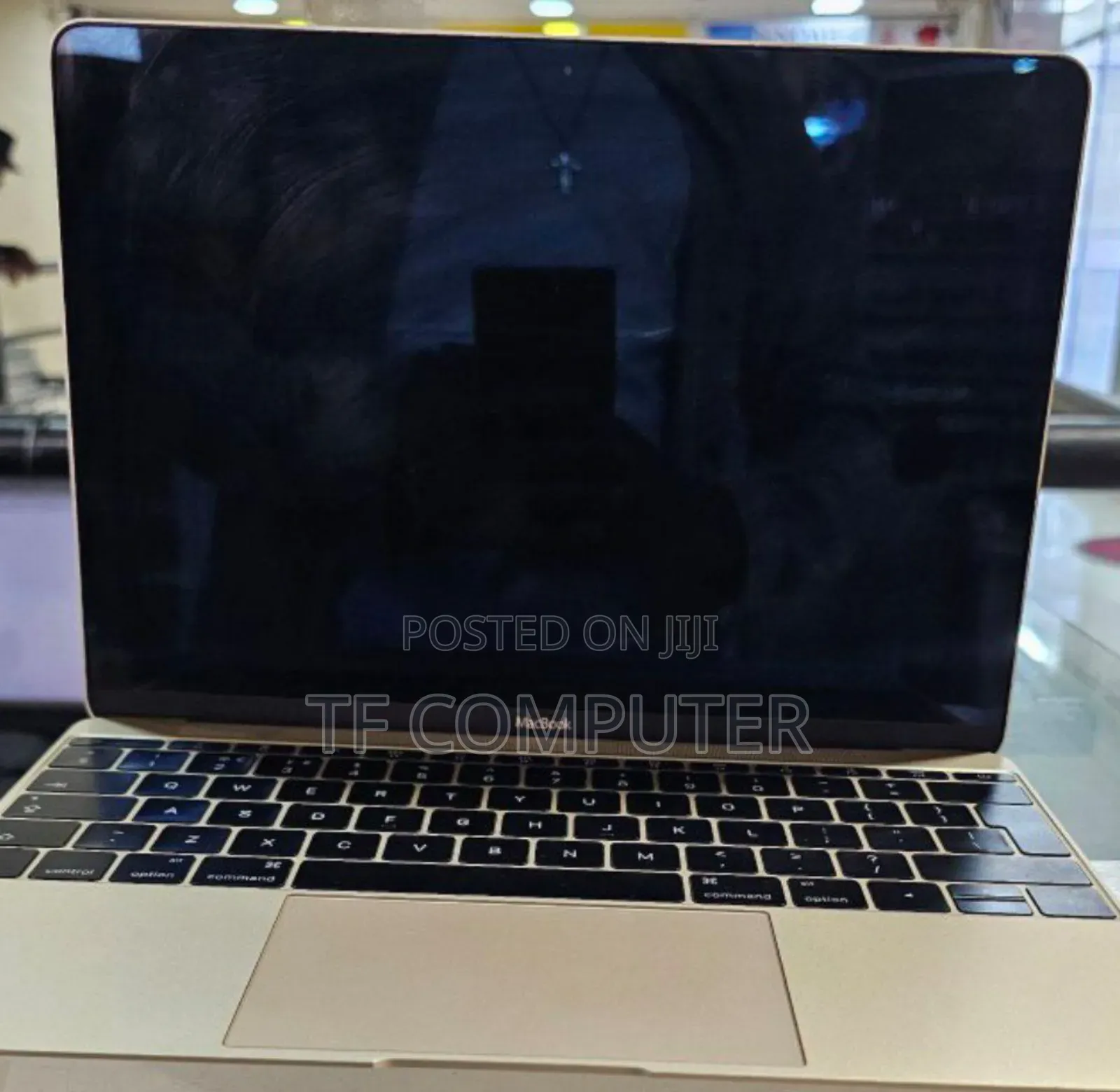 New Laptop Apple MacBook Pro 2015 8GB Intel Core M SSD 256GB