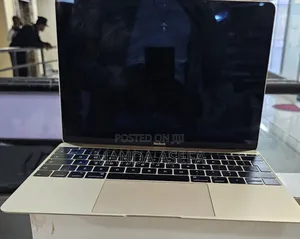New Laptop Apple MacBook Pro 2015 8GB Intel Core M SSD 256GB