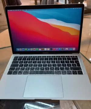New Laptop Apple MacBook Air 2019 6GB Intel Core I5 SSD 128GB
