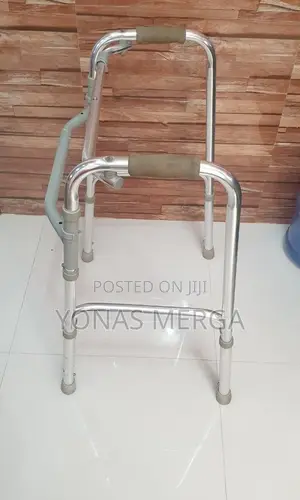 Therapy Walker₩Waker Colorselect Adult Walkers With 5" Wheel
