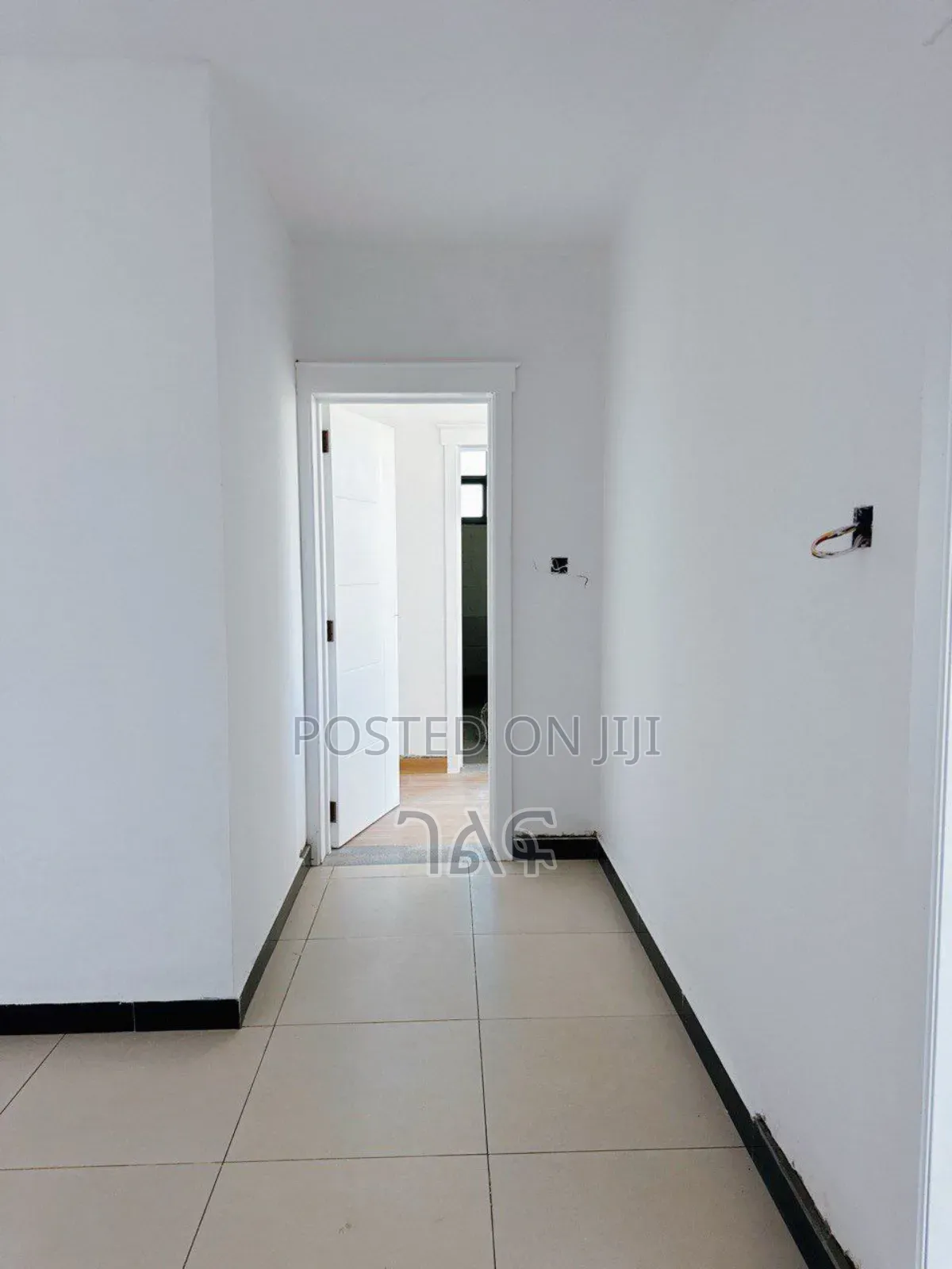 2bdrm Apartment in በካሬ 108 ሺ መስቀል ፍላወር, Bole for sale