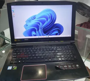 New Laptop Acer Predator Helios 300 16GB Intel Core I7 SSD 256GB