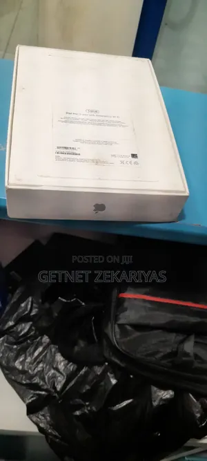 New Apple iPad Pro 11 (2021) 128 GB Silver