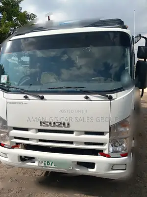 Isuzu. Oboma. 2022