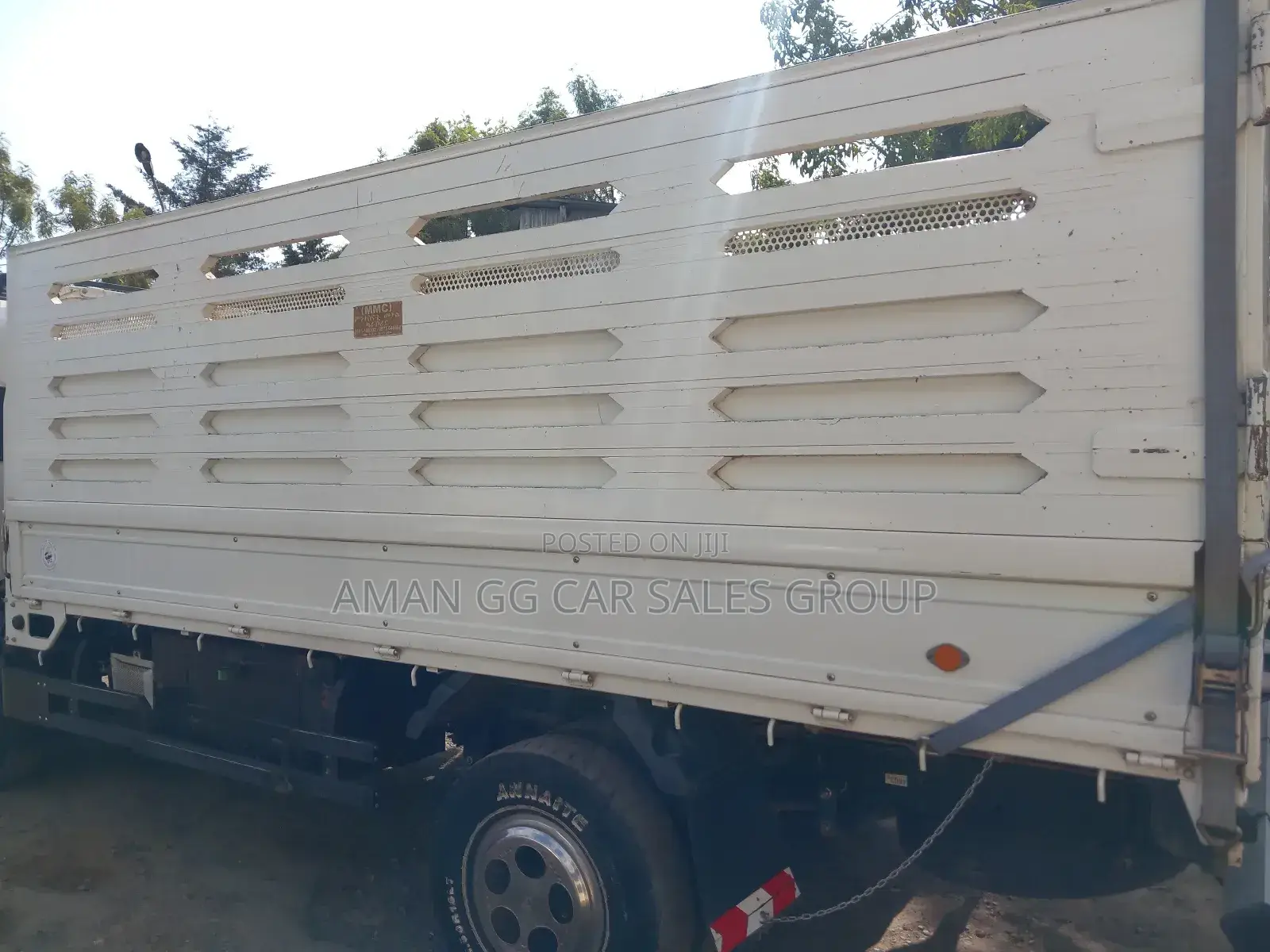 Isuzu. Oboma. 2022