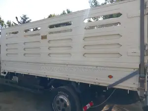 Isuzu. Oboma. 2022