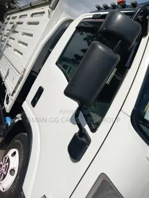 Isuzu. Oboma. 2022