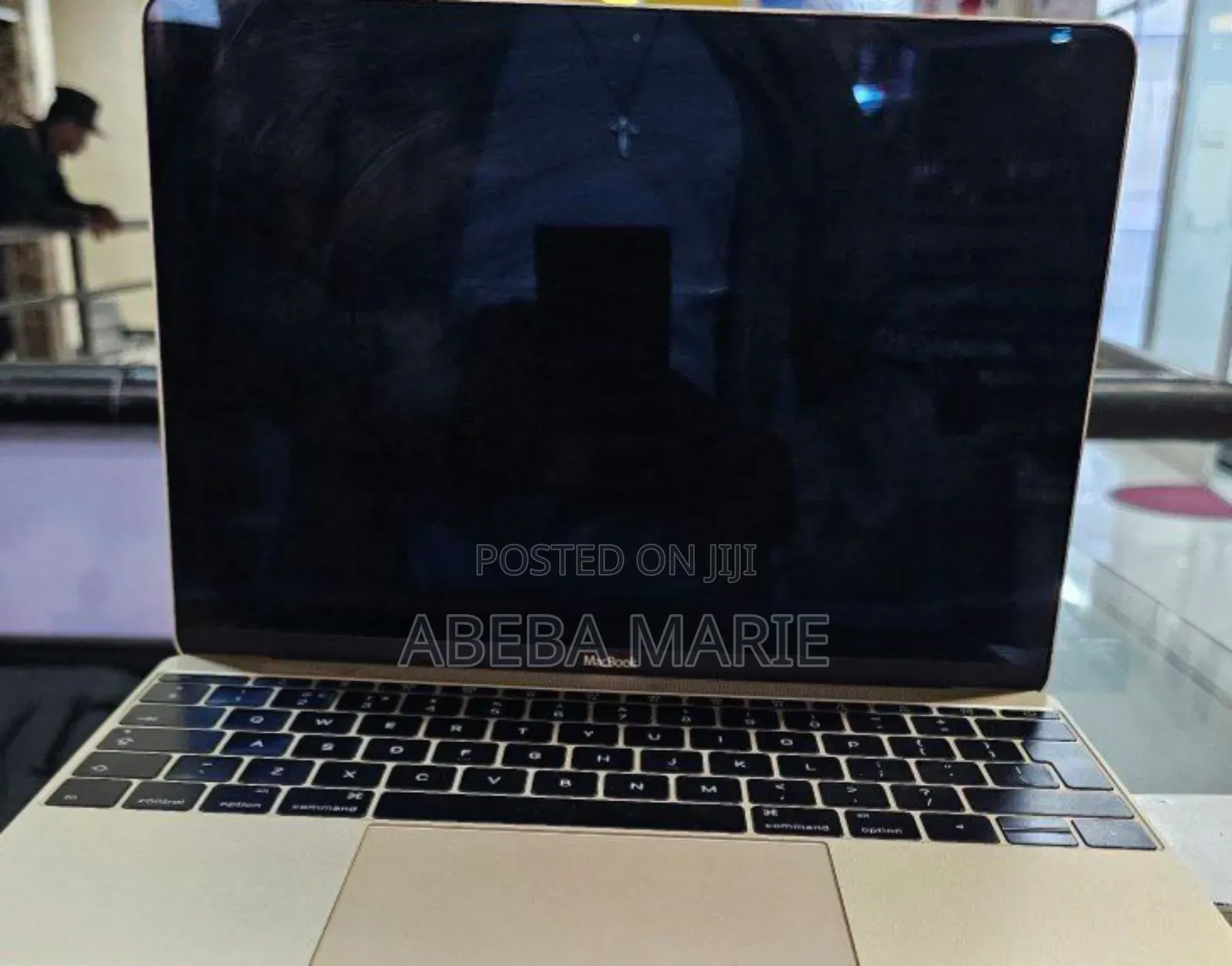 New Laptop Apple MacBook Pro 2015 8GB Intel Core M SSD 256GB