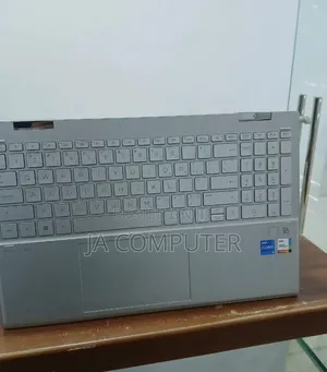 New Laptop HP Pavilion 15 8GB Intel Core I5 SSD 512GB