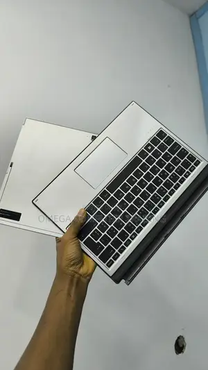 New Laptop HP X2 210 G2 16GB Intel Core i5 SSD 256GB