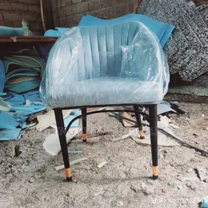 Soft Fabric And. Metal Legs Chairs Hotel Restaurant Cafes