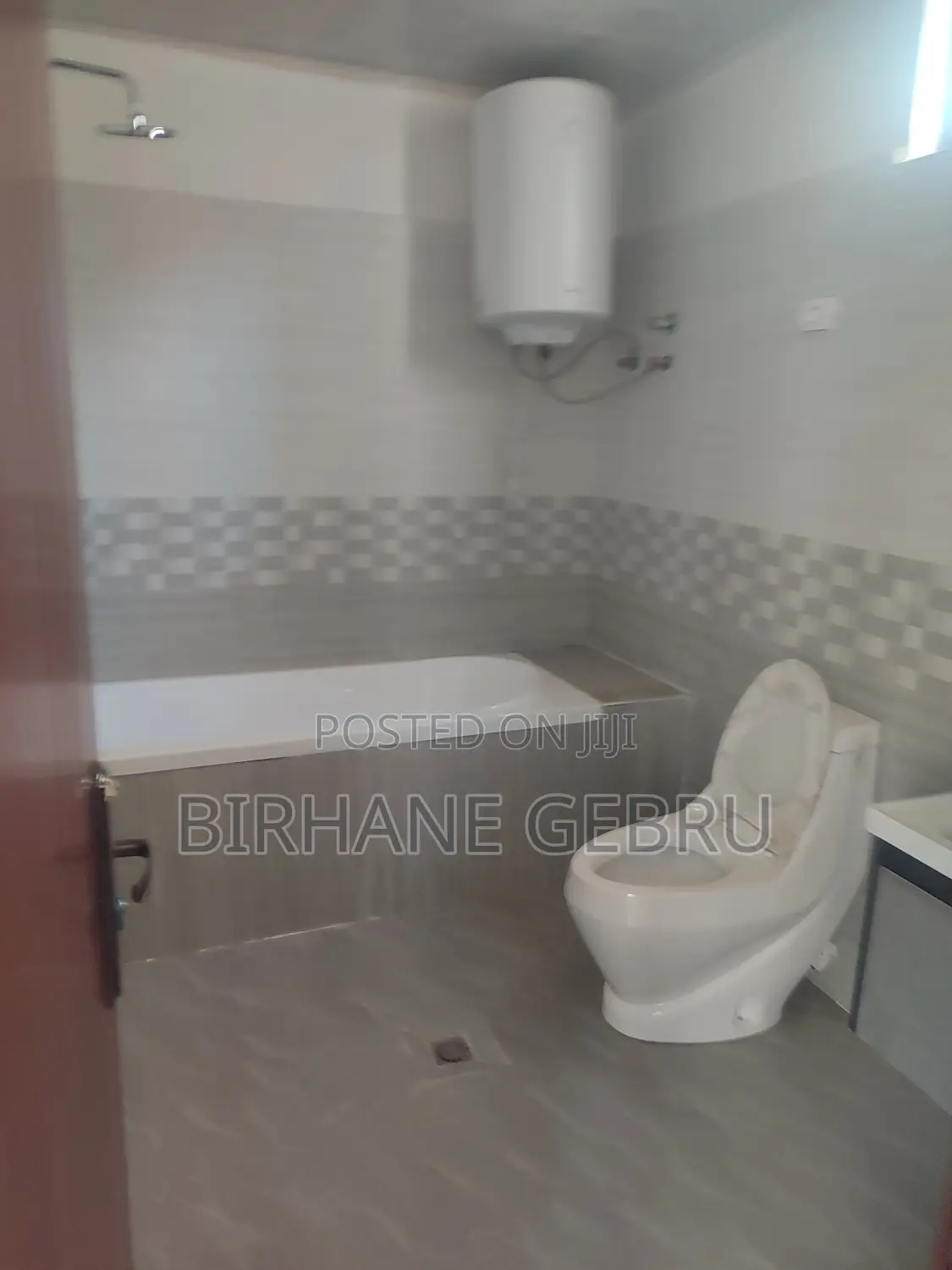 3bdrm Apartment in Real State, Bole for rent