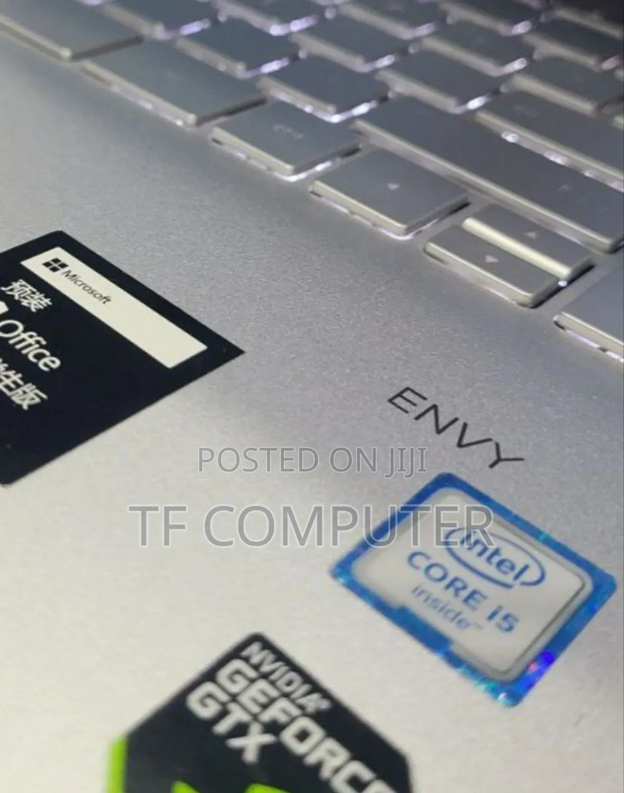 New Laptop HP Envy 15-Ep0xxx 8GB Intel Core I5 SSD 512GB