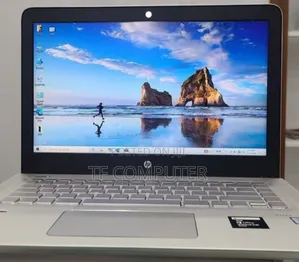 New Laptop HP Envy 15-Ep0xxx 8GB Intel Core I5 SSD 512GB