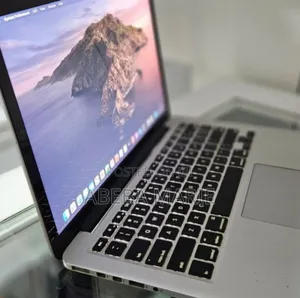 New Laptop Apple MacBook Pro 2015 8GB Intel Core I5 SSD 500GB