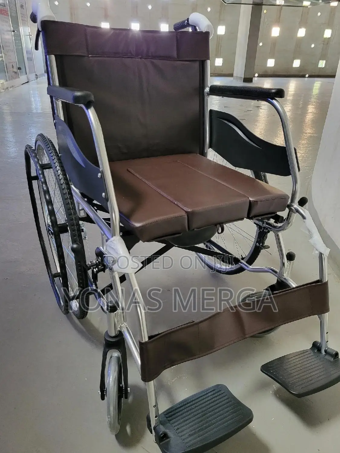 Toilet_wheelchair፶§Wheelchair for Injured፰¿Wheelvhair።注ዊልቼር