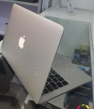 Laptop Apple MacBook Pro 2015 8GB Intel Core I5 SSD 128GB