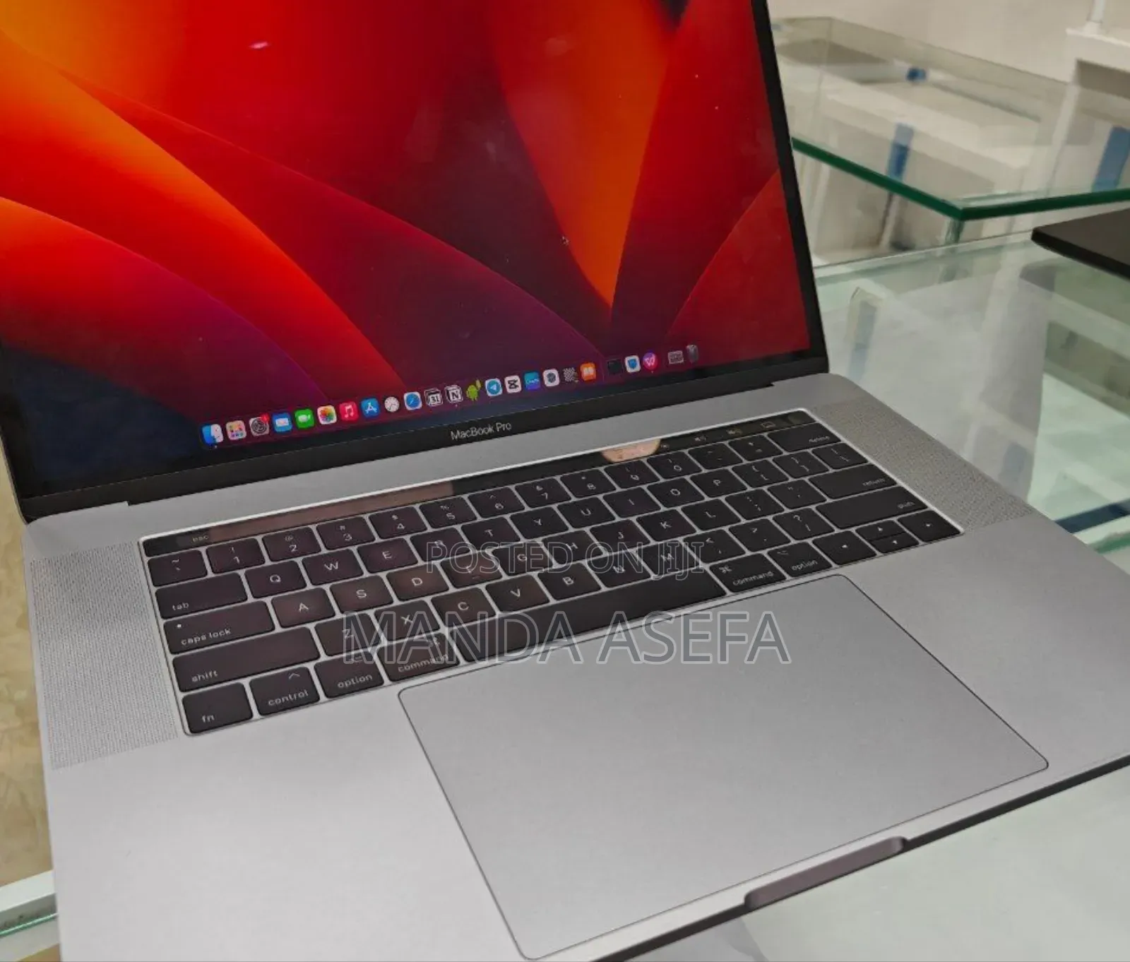 New Laptop Apple MacBook Pro 2017 16GB Intel Core I7 SSD 1T