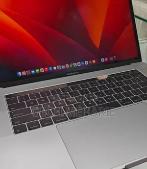 New Laptop Apple MacBook Pro 2017 16GB Intel Core I7 SSD 1T