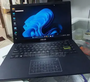 New Laptop Asus VivoBook 15 X505BA 4GB Intel Celeron SSD 128GB